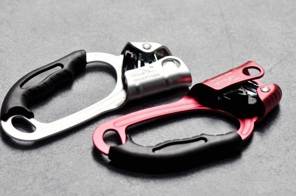  Зажим Guru Inception под правую руку в Санкт-Петербурге  